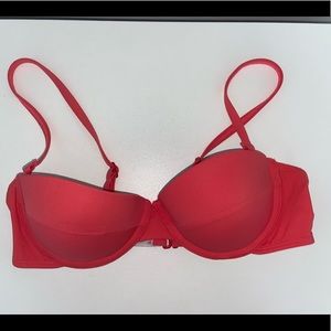BCBG bikini top